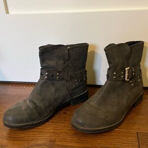 Lollipop Short Branch Ankle Boots